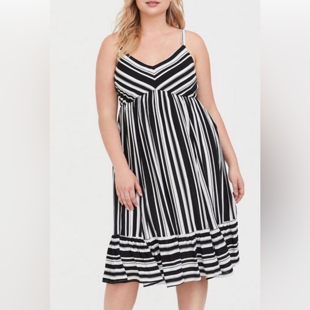 Black & white stripped midi dress